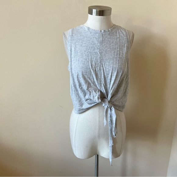 Lululemon Tie Front Tank Top/Heather Grey 26107 - Picture 2 of 6